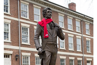 Baldwin statue with scarf