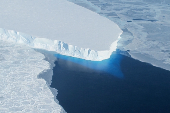 photo of glacier ice shelf
